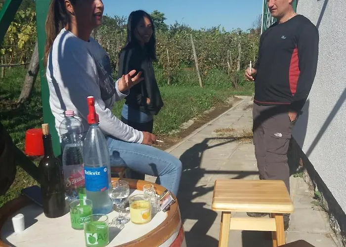 Szent Marton Vendeghaz Σπίτι διακοπών *